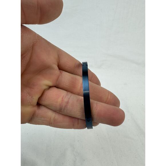 B.Tiff Simplicity Narrow Blue Bangle Bracelet 6.5-7” Circumference (Retail $58) - Picture 8 of 12